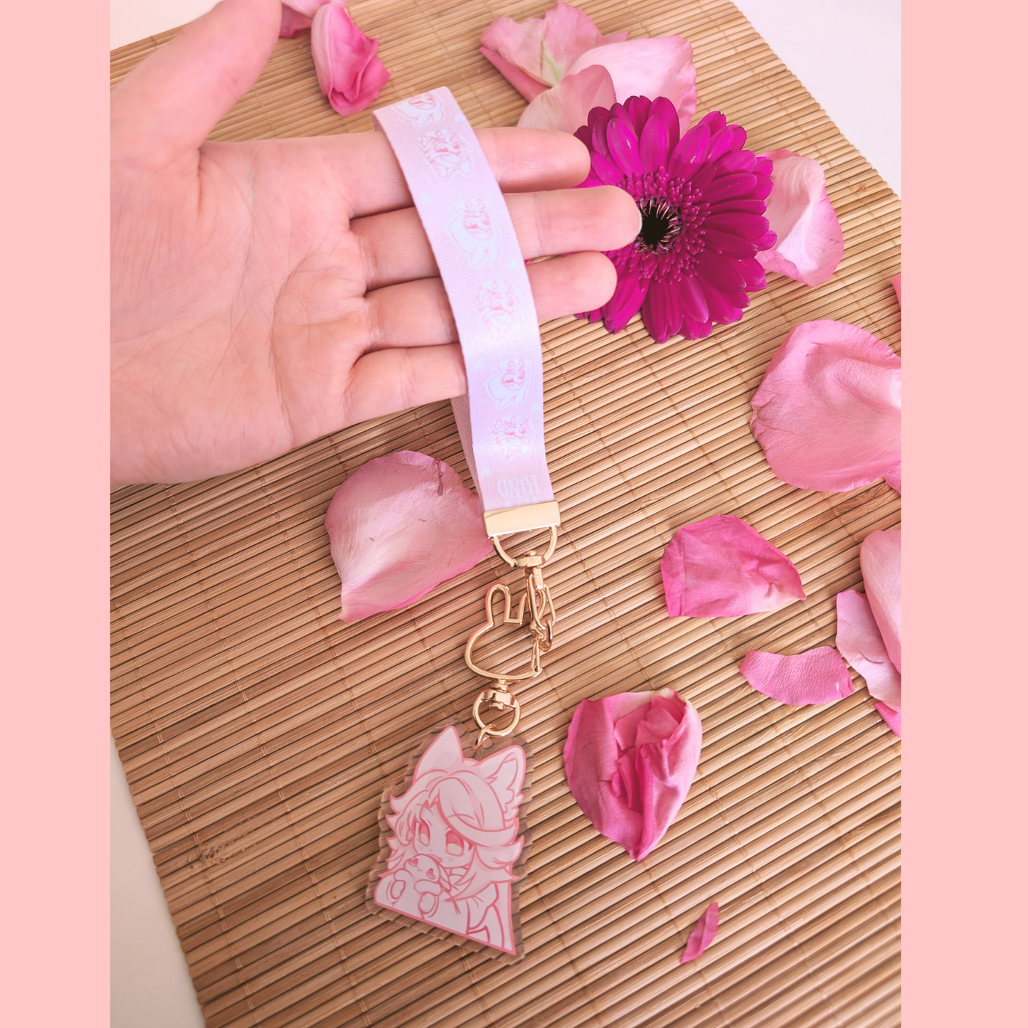 Rosa Schlüsselband mit Acryl Anhänger: "Wolf&Bunny"